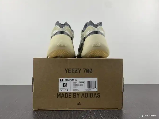 V3 700 ID1674 Salt Adidas Fade Yeezy 0630